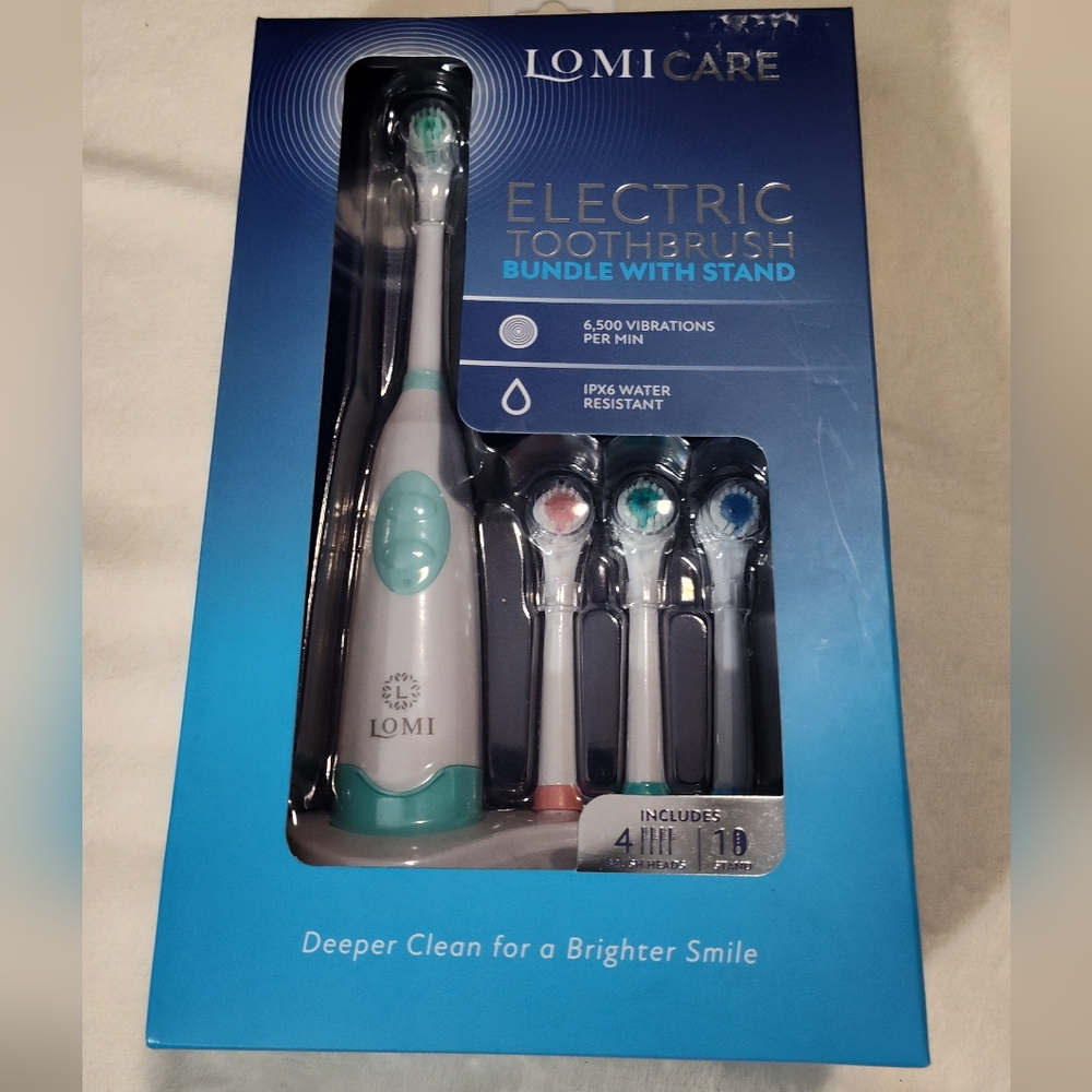 NEW! LOMICARE ELECTRIC TOOTHBRUSH SET